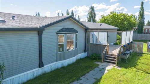 6013 54 Ave Close, Stettler, AB 