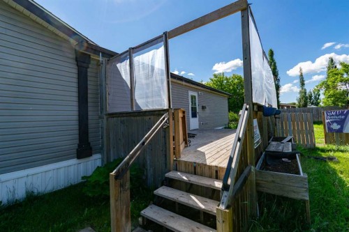 6013 54 Ave Close, Stettler, AB 