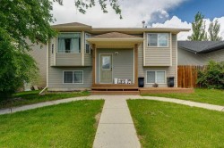 99 Iverson Close  Red Deer, AB T4R 3M8