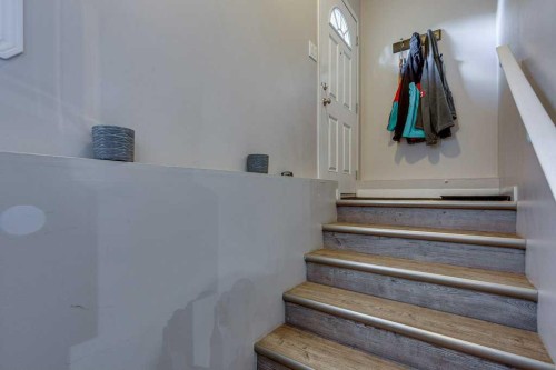 99 Iverson Close, Red Deer, AB 