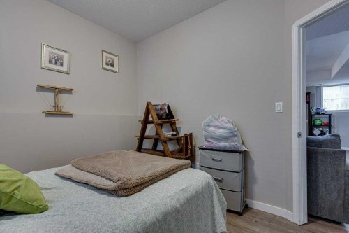99 Iverson Close, Red Deer, AB 