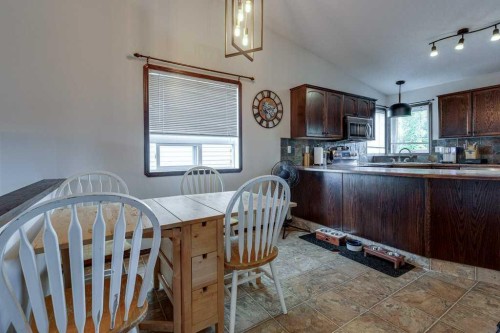 99 Iverson Close, Red Deer, AB 