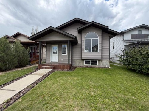 157 Oswald Close  Red Deer, AB T4P 0C1