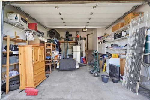 18 Osmond Close, Red Deer, AB 