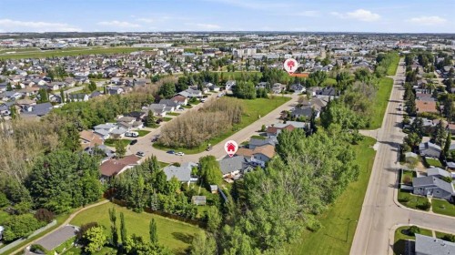 18 Osmond Close, Red Deer, AB 