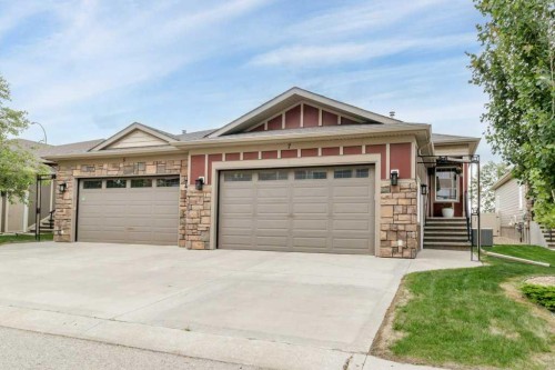 7 Michener Boulevard, Red Deer, AB 