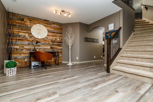 175 Voisin Close, Red Deer, AB 