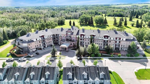 205-5040 53 Street  Sylvan Lake, AB T4S 0E1