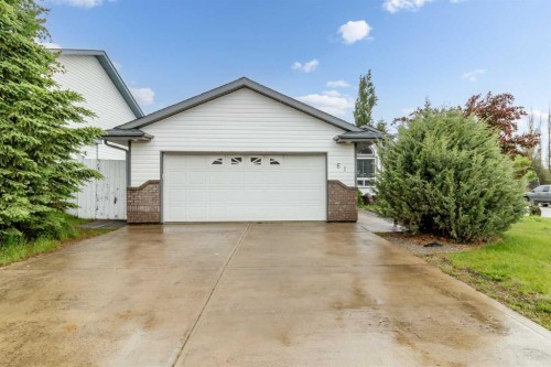 61 Premiere Crescent, Blackfalds, AB 