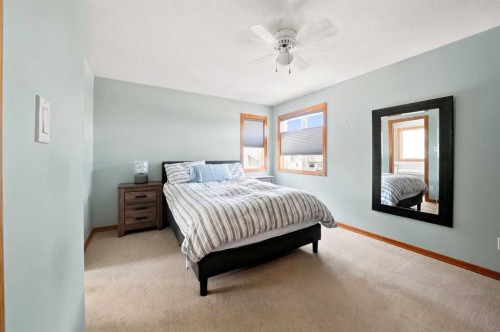 40 Owens Close, Red Deer, AB 