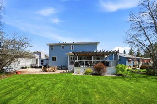 40 Owens Close, Red Deer, AB 
