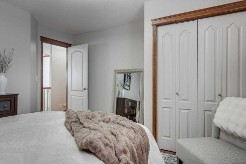 123 Ammeter Close, Red Deer, AB 