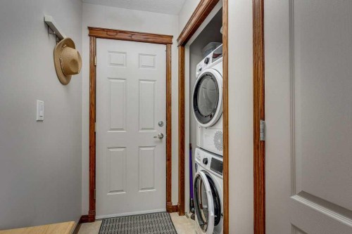 123 Ammeter Close, Red Deer, AB 