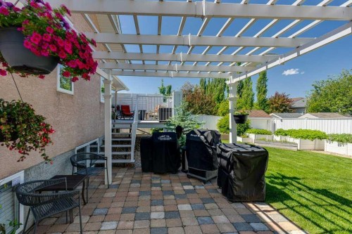 123 Ammeter Close, Red Deer, AB 