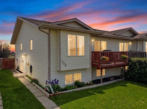 129 Silver Drive  Blackfalds, AB T0M 0J0