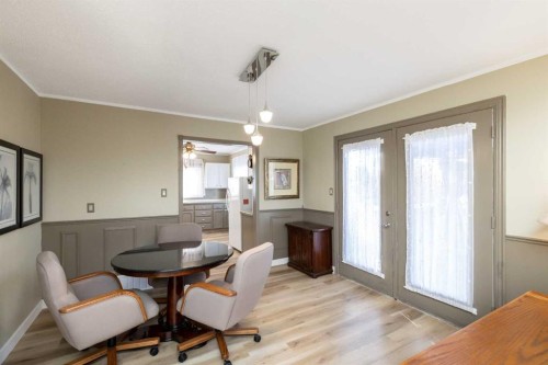 5015 35 Street, Innisfail, AB - Indoor Photo Showing Dining Room