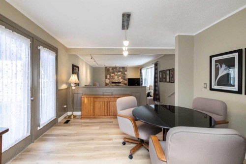 5015 35 Street, Innisfail, AB - Indoor