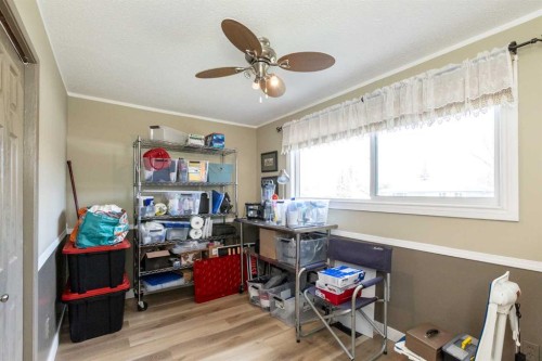 5015 35 Street, Innisfail, AB - Indoor