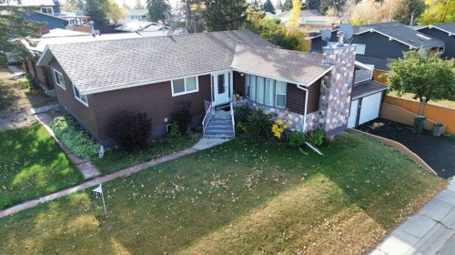 5015 35 Street, Innisfail, AB - Outdoor