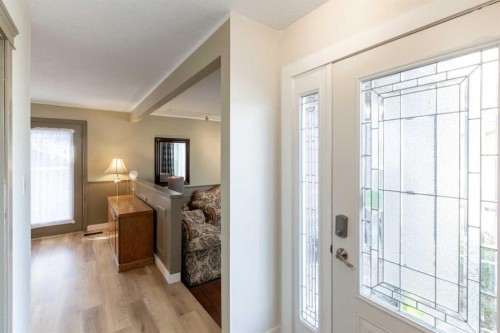 5015 35 Street, Innisfail, AB - Indoor Photo Showing Other Room