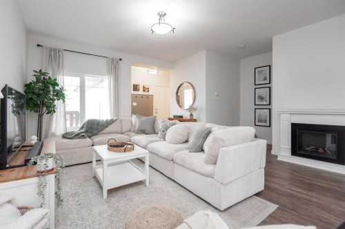 125 Winston Place, Blackfalds, AB 