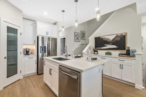 1324 Alpine Avenue Sw, Calgary, AB 