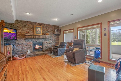 37563 Range Road 272, Rural Red Deer County, AB 