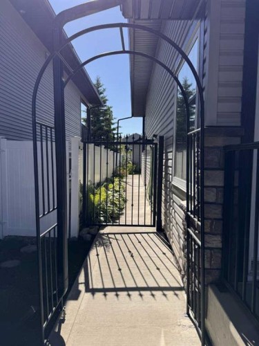135 Stephenson Crescent, Red Deer, AB 