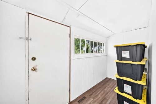 212 5 Avenue, Strathmore, AB 