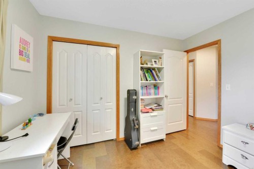 7 Logan Close, Red Deer, AB 