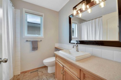 7 Logan Close, Red Deer, AB 