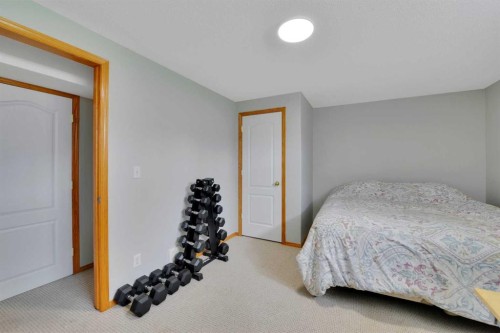 7 Logan Close, Red Deer, AB 