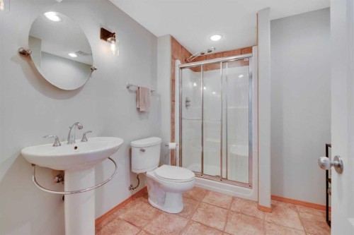 7 Logan Close, Red Deer, AB 