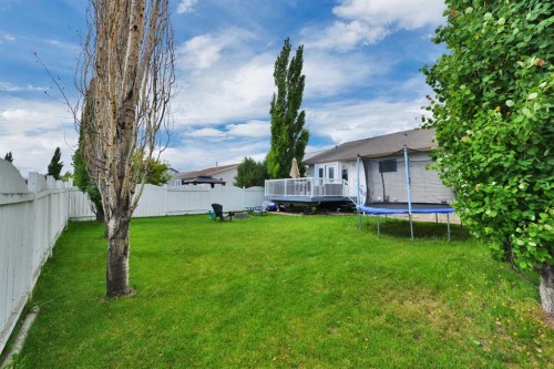 7 Logan Close, Red Deer, AB 