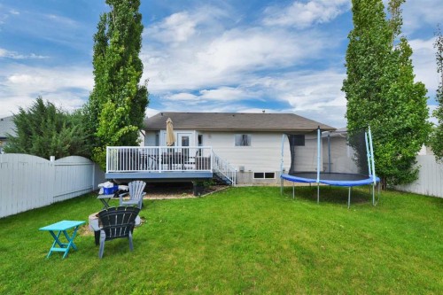 7 Logan Close, Red Deer, AB 
