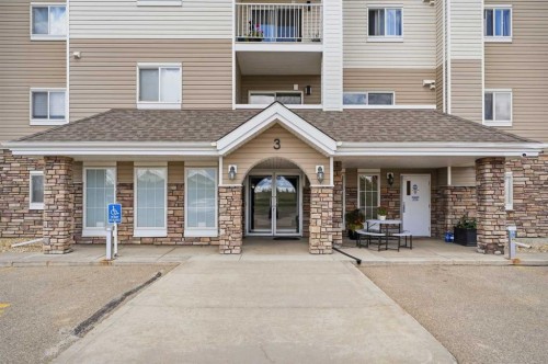 310-3 Broadway Rise, Sylvan Lake, AB 