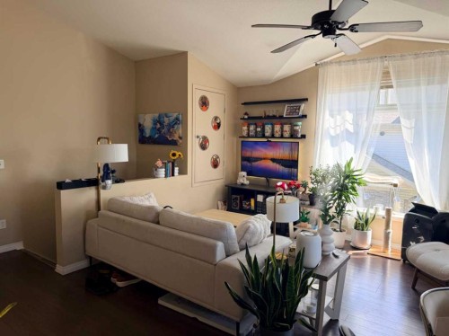 425-31 Jamieson Avenue, Red Deer, AB 