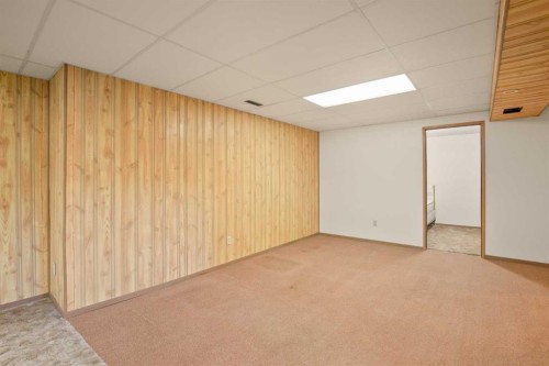 4833 49 Street, Olds, AB 