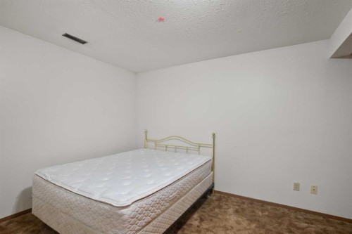 4833 49 Street, Olds, AB 