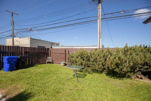 4833 49 Street, Olds, AB 