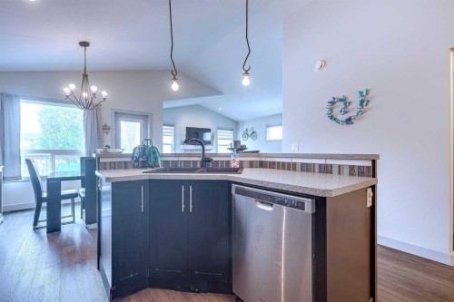 25 Caribou Crescent, Red Deer, AB 
