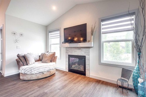 25 Caribou Crescent, Red Deer, AB 