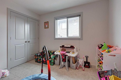 25 Caribou Crescent, Red Deer, AB 