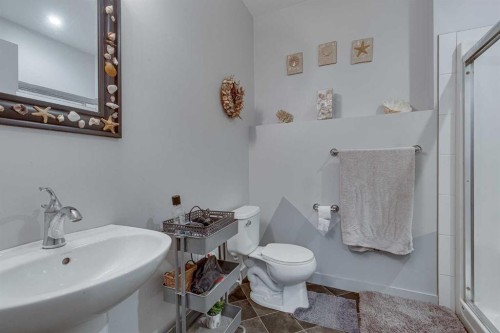 25 Caribou Crescent, Red Deer, AB 
