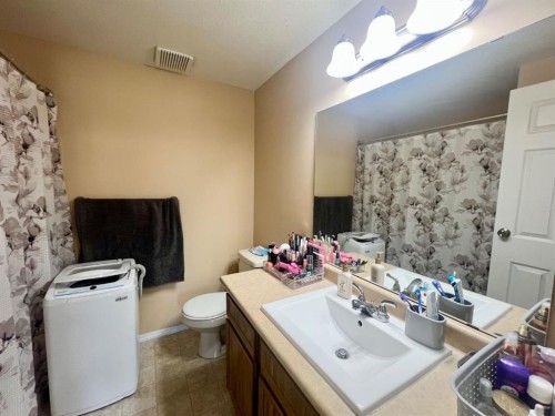 207-35 Bennett Street, Red Deer, AB 
