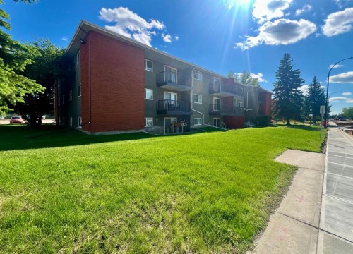 207-35 Bennett Street, Red Deer, AB 