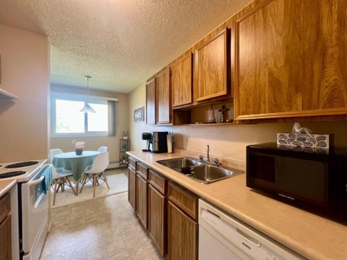 207-35 Bennett Street, Red Deer, AB 