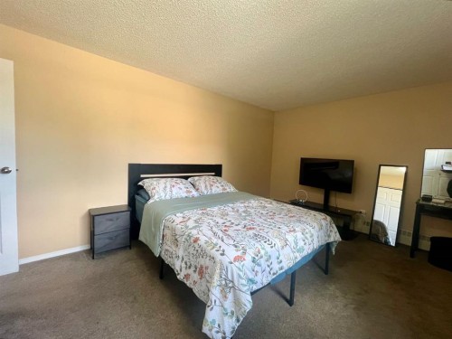 207-35 Bennett Street, Red Deer, AB 