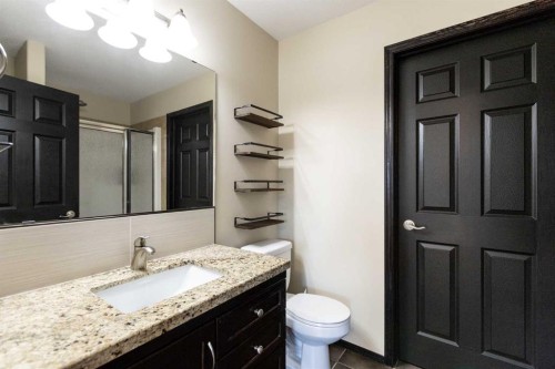 59 Burris Pointe, Lacombe, AB 