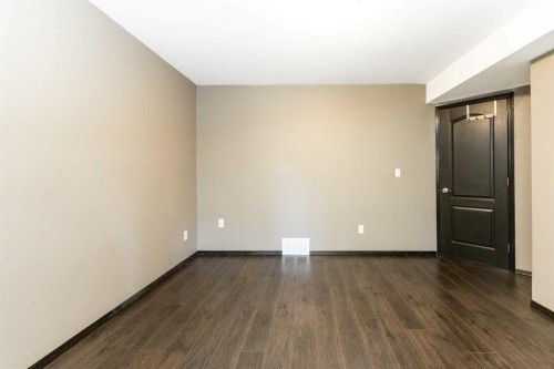 59 Burris Pointe, Lacombe, AB 